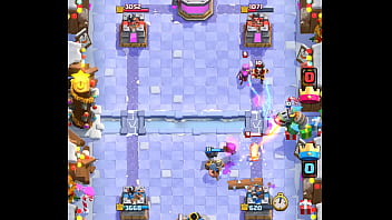 se descuida y le meto la vrga