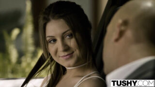 минет, минет, бет күтімі – брюнетка Джожо Kiss анал трахает