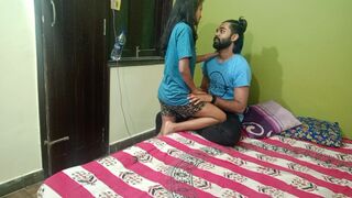 Juicy 18 Year Old Skinny Desi Girlfriend Sex Fucked By Indian Hunk