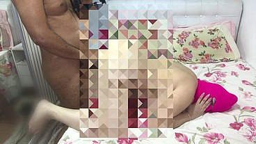 Negão comendo gostoso a apertadinha!