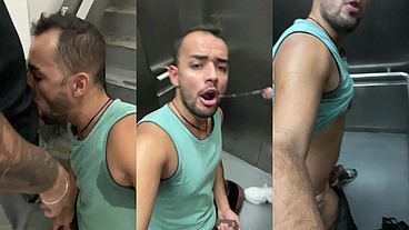 DAS ESCADAS AO ELEVADOR, MACHOS COM MUITO TESÃO FAZENDO SEXO AS ESCONDIDAS.