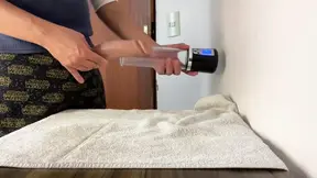 Big Dick Getting Sucked by the Suction of an Automatic Penis Pump