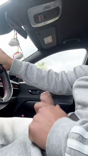 Horny jerk off in the car while driving