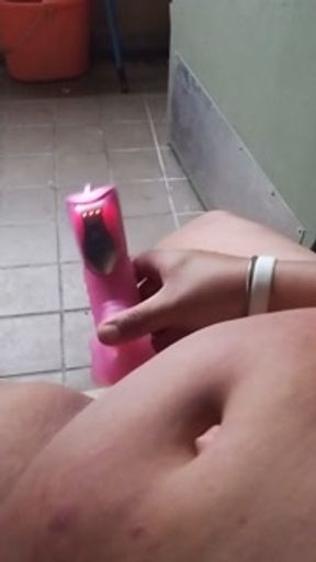 Pretending i have an outie bellybutton while i masturbate watching the sunset