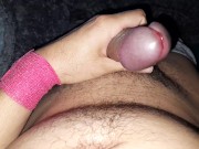 Masturbación con mano izquierda termina en embarrada