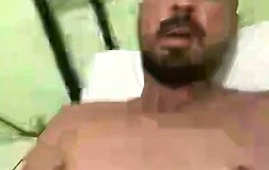 fDyH@ bassem gamal nasr ymrs l`d@ lsry@