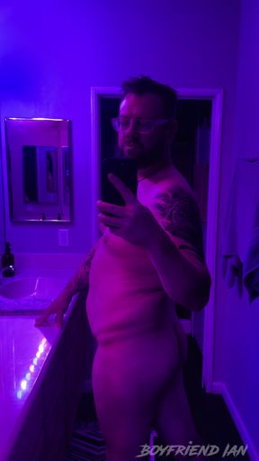 If I offer you my ass, you already know what I'm expecting: creampie my tight hole.