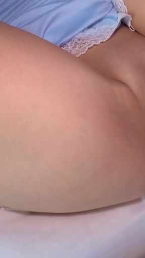 Cum on my pussy and make me squirt!!   Clip 2