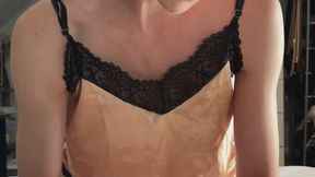 Golden Nighty Big Dick Handjob CumShot