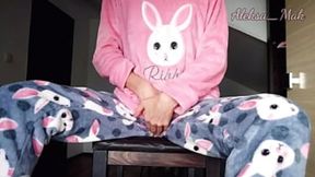 Horny&#x1F975; teen stepsister in pjs teases and masturbates her pussy&#x1F32E;&#xFE0F;