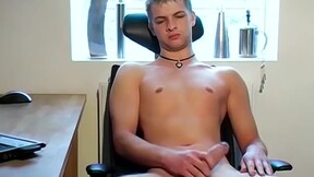 Adorable blond twink Mark R cums after jerking off for interview