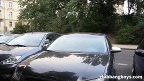 Three Blokes Compare Strength in Arm Wrestle