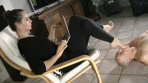 IgnoredHumanFootstoolHumiliation MP4