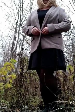 Stepmom's Sexy Holes in Nature