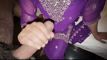 Bagani color ke salwar suit mein ladki ki chudai ki boyfriend ne hindi audio
