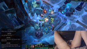 Gamer Girl Enjoys Clitoral Pleasure While Playing League of Legends