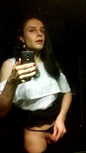 I'm wanking with the girl in the mirror