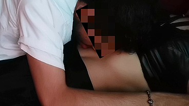 Estoy completamente fascinado de este delicioso ombligo