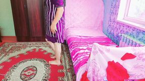 Hands Free Masturbation Pre Cumming with My Ladyboy Cute Legs