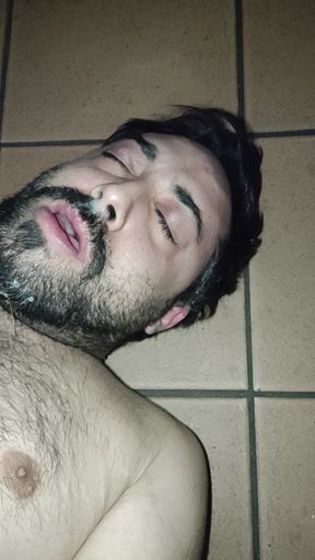 Self facial slave man with ballbusting