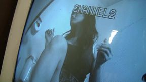 jennifer white sucks big dicks at the gloryhole
