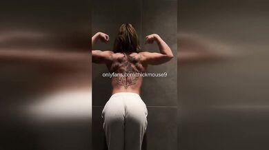 18yo Skylar Mae EMBRACES live stream cum flood