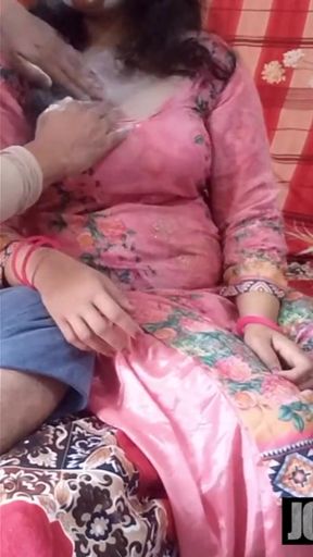 Hot Punjabi Stepsister in Pink Salwar Suit Gets Fucked by Stepbrother on Holi