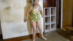 Erotic dance on Rip It Up song