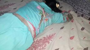 After long time to meet my hot Indian desi Village bhabhi and fucking hard she is cheat her husband fuck with me hindi x