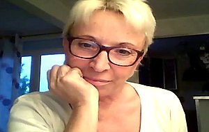 vieille pute suce