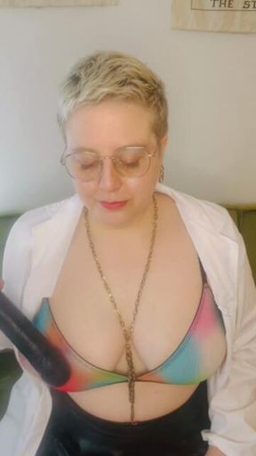 Dr. Star Introduces Herself & Cleans Her Dildo