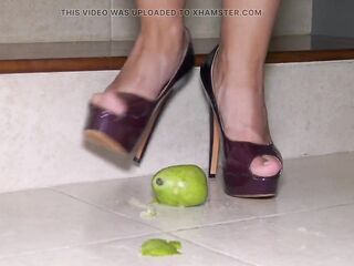 Amateur Sweethearts Hook up with Foot Fetish Part #4 - Amateurs Recorded - Spoken in German