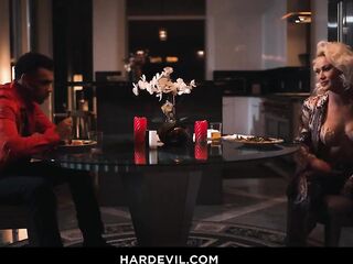 Cherry Kiss gets an anal creampie from Lawson Jones