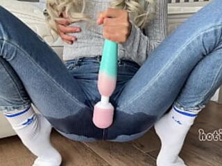 my hot stepmom milf squirting full jeans