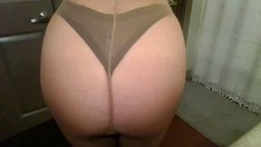 Sexy Petite Slender Crozzdresser in Girls Sexy lingerie 1027