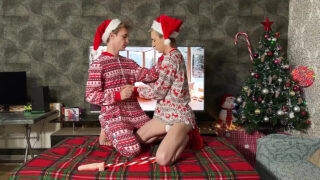 Giovane dilettante Alpan Stone, grosso cazzo che si fa scopare anale