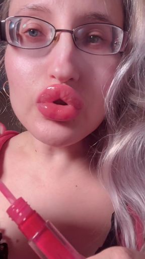 Bimbo Red Lipgloss Captivated