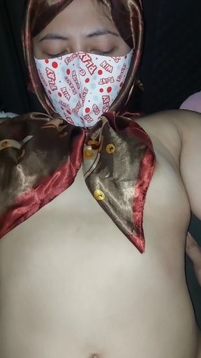 Couple in Car Spontaneous Fuck