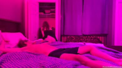 Petite babe pegs Damien soft gushing cum moans in love