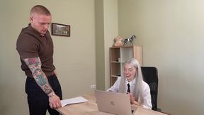 first weeks at work and she gets dicked on her own desk