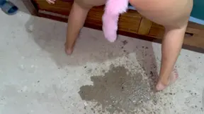 Foxy amateur wife rides cock hard in cowgirl and squirts