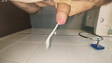 Cum arte. Cumming in slowmotion