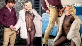 ”Sexy Housewife Begs for Unexpected Meat”
