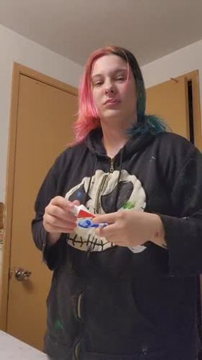 Ani Brushes His Teeth For You