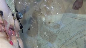 Close Pissing 4 Cameras