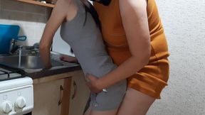 I Get Fucked by My Stepmom While I'm Cleaning the Kitchen - Lesbian-illusion