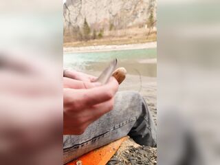 How to craft a sex-toy to please a sexy gal in the woods - BUSHCRAFT TUTORIAL