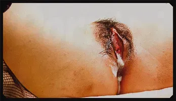 Ruri Hayami's MILF Pussy Gets Creampied In A Threesome