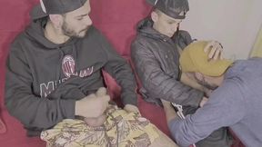 tres amigos foram fuder depois de se encontrar na rua