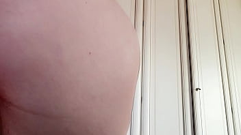 hot beautiful dancer farts and pisses in metallic dress